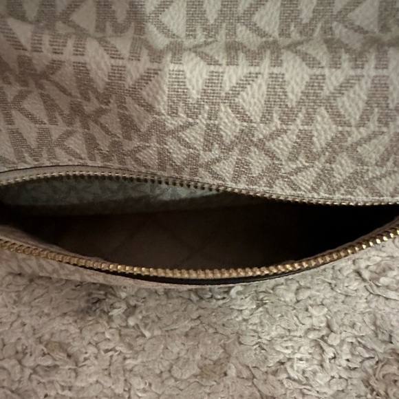 Michael Kors Backpack Purse VGUC - Picture 6 of 7